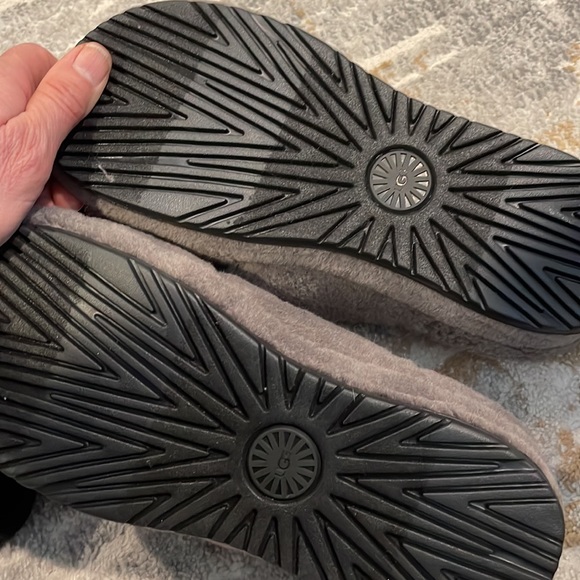 NWOT 💥😍 MEN UGG SLEEPIER SLIP ON SLIDER - Picture 4 of 6